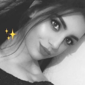 Meet your Posher, Enissa